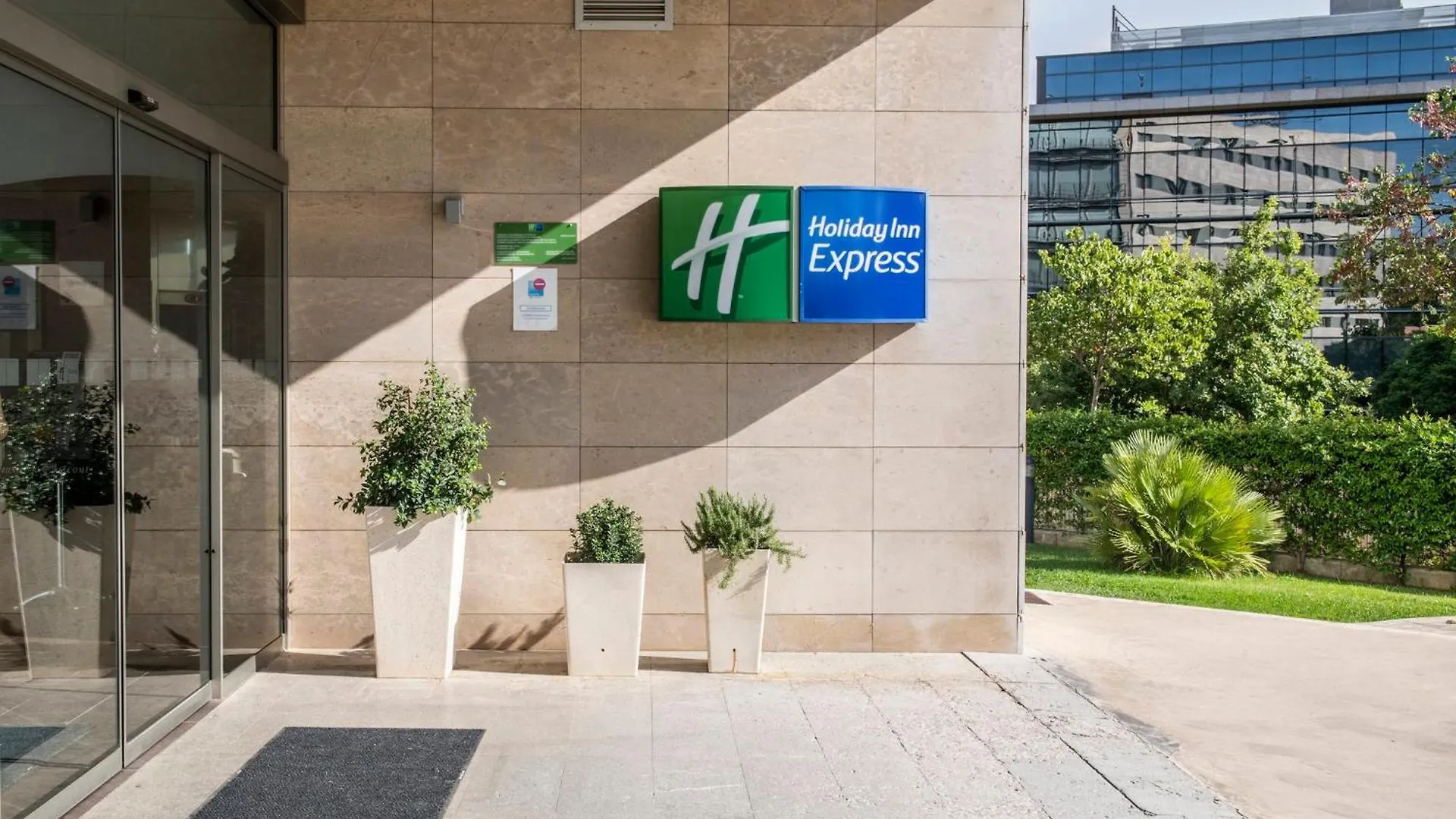 *** Hotel Holiday Inn Express Sant Cugat By Ihg Sant Cugat del Valles Spain