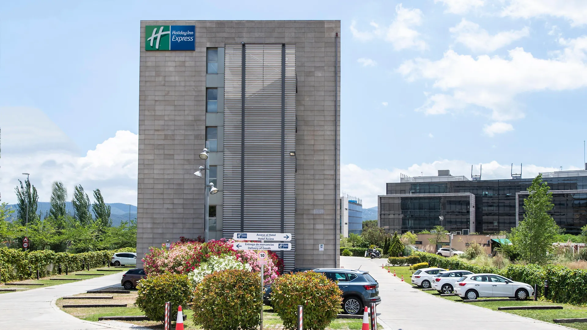 Hotel Holiday Inn Express Sant Cugat By Ihg Sant Cugat del Valles