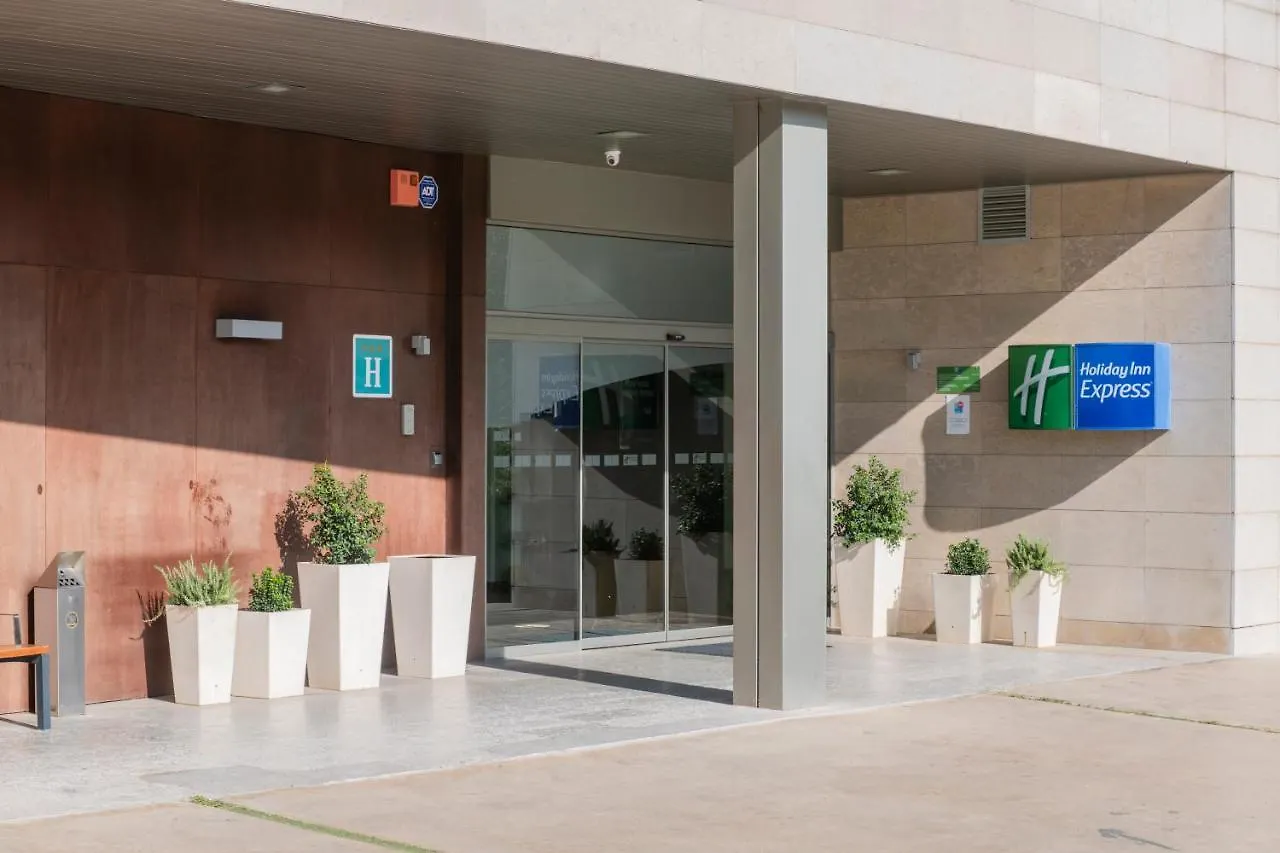 סנט קוגאט דל ואייס Holiday Inn Express Sant Cugat By Ihg מלון סנט קוגאט דל ואייס