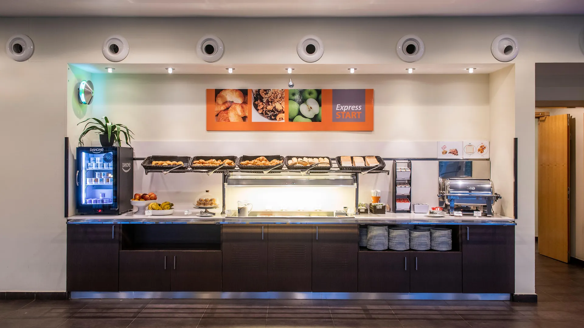 סנט קוגאט דל ואייס Holiday Inn Express Sant Cugat By Ihg סנט קוגאט דל ואייס