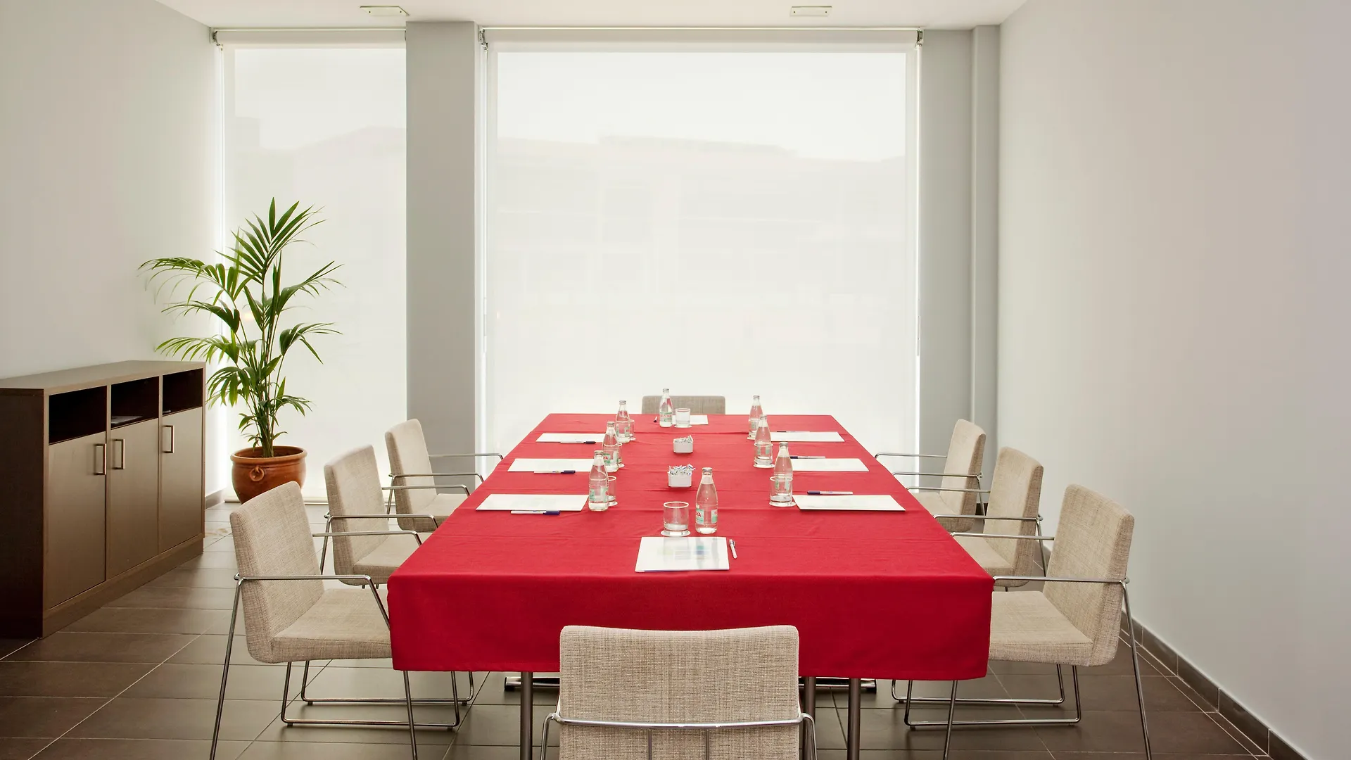 סנט קוגאט דל ואייס Holiday Inn Express Sant Cugat By Ihg סנט קוגאט דל ואייס