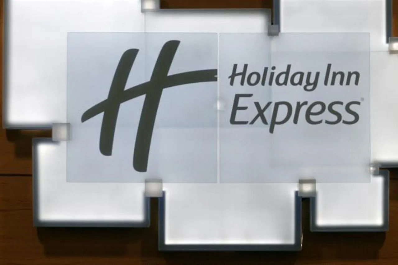 סנט קוגאט דל ואייס Holiday Inn Express Sant Cugat By Ihg ספרד