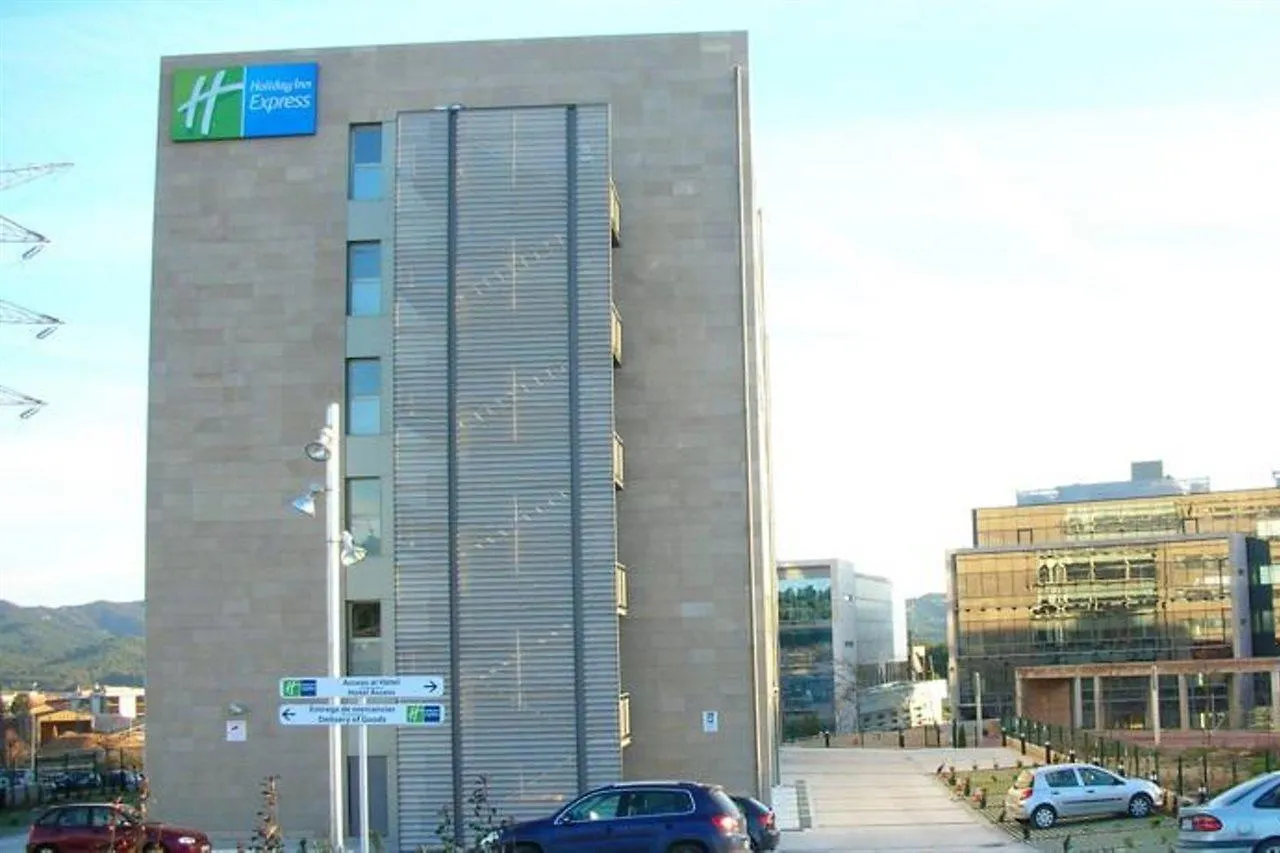 *** מלון סנט קוגאט דל ואייס Holiday Inn Express Sant Cugat By Ihg ספרד